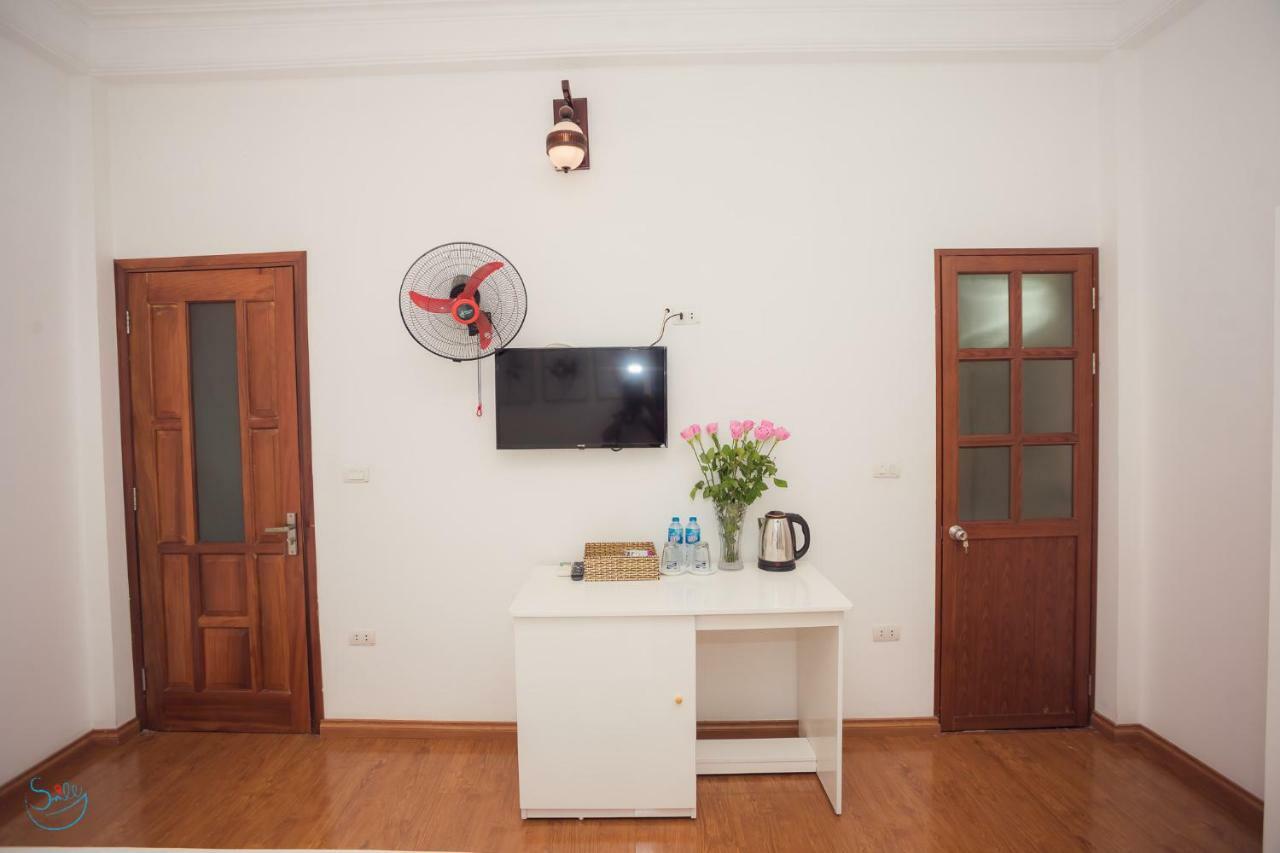 Khách sạn Smile Homestay And Hà Nội