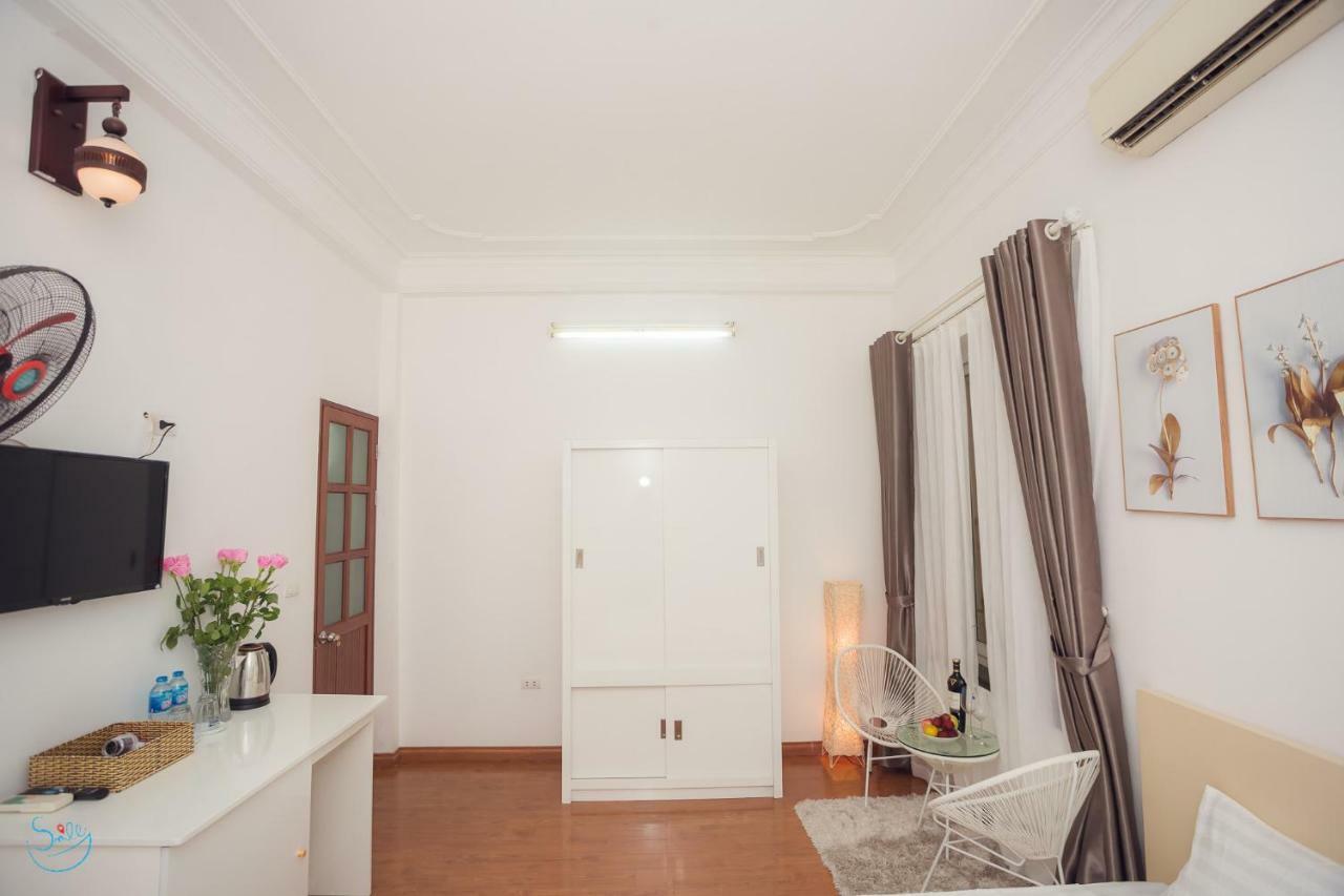 Khách sạn Smile Homestay And Hà Nội